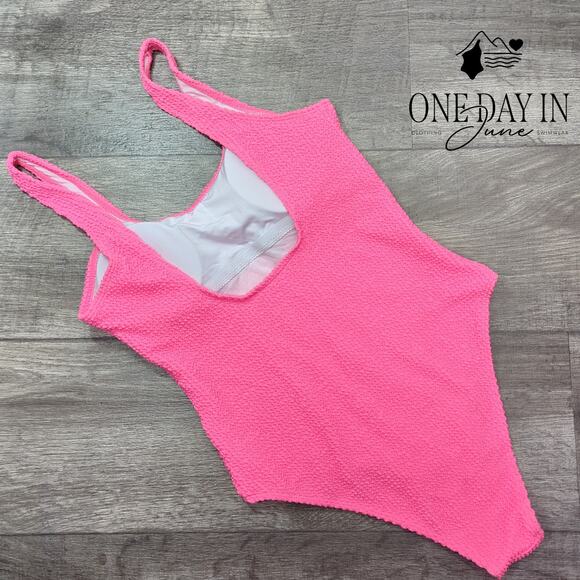 CharmLeaks Textured One Piece Swimsuit Size S - Picture 4 of 4